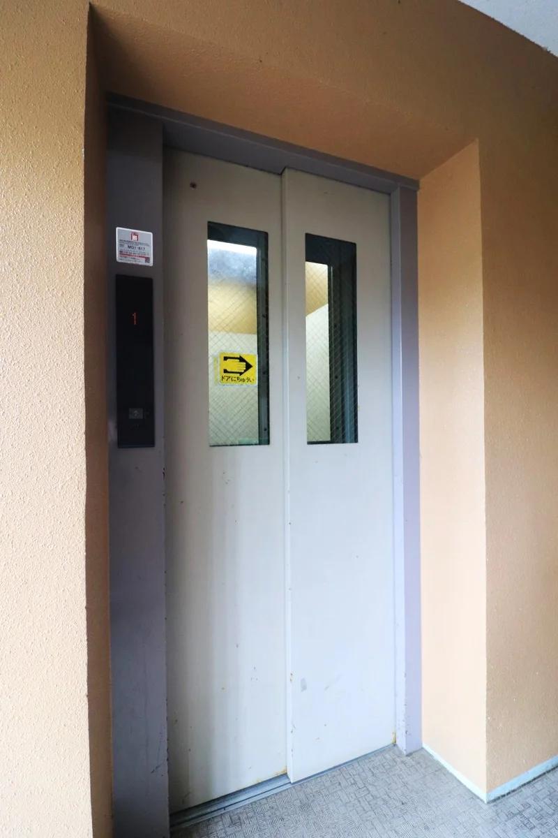 エレベーター付きで上下階移動！