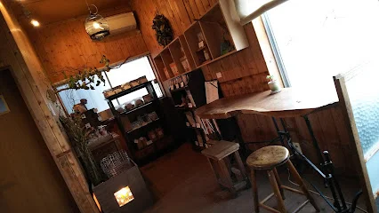 穀雨茶房ももまで徒歩７分