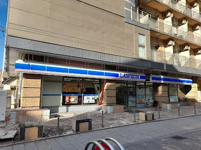 ローソン 厚木一番街店まで徒歩9分