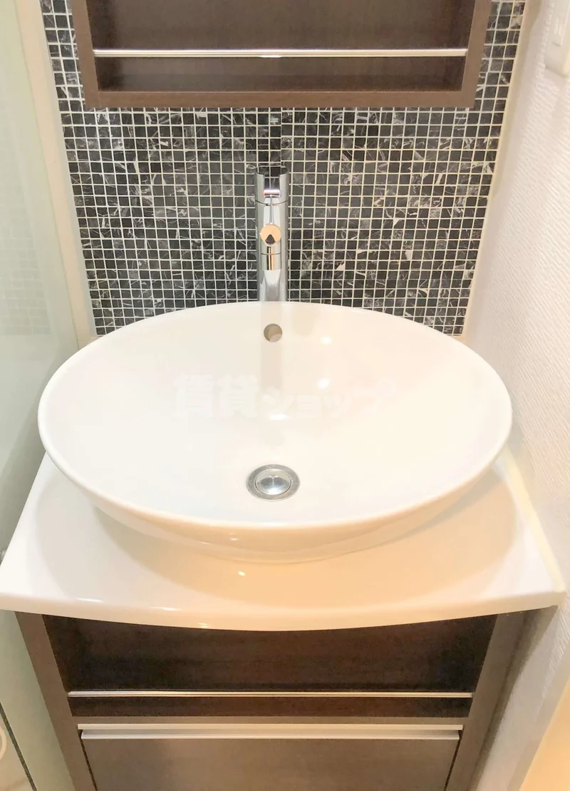 オシャレな独立洗面台♪