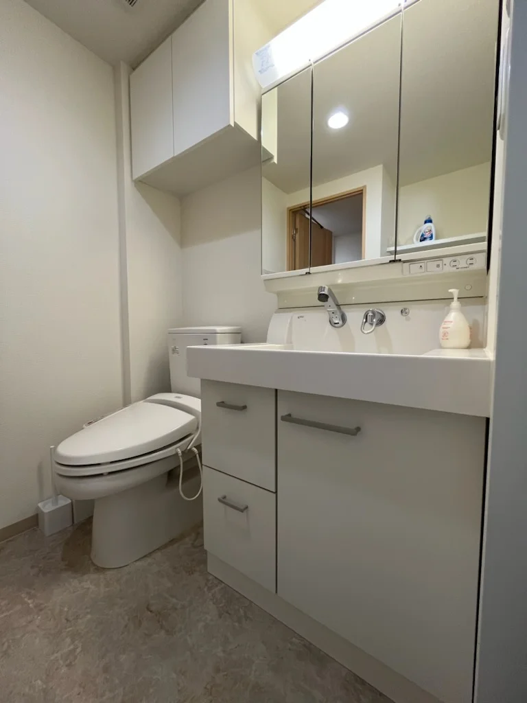 ※炊飯器・鍋フライパン・掃除機・アイロン・空気清浄機・HDD・ブルーレイレコーダーは現在設置しておりません。