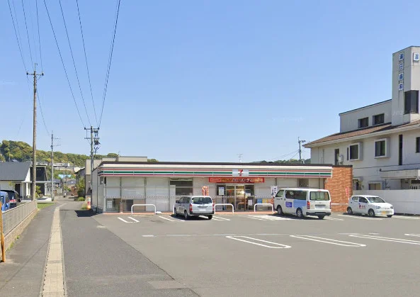 セブン-イレブン 中山小南店　車で11分