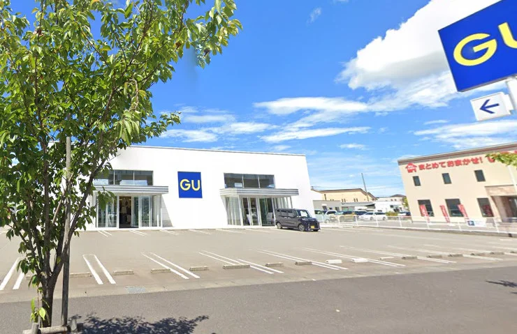ジーユー（GU）福井高柳店まで車で9分、3.6km。