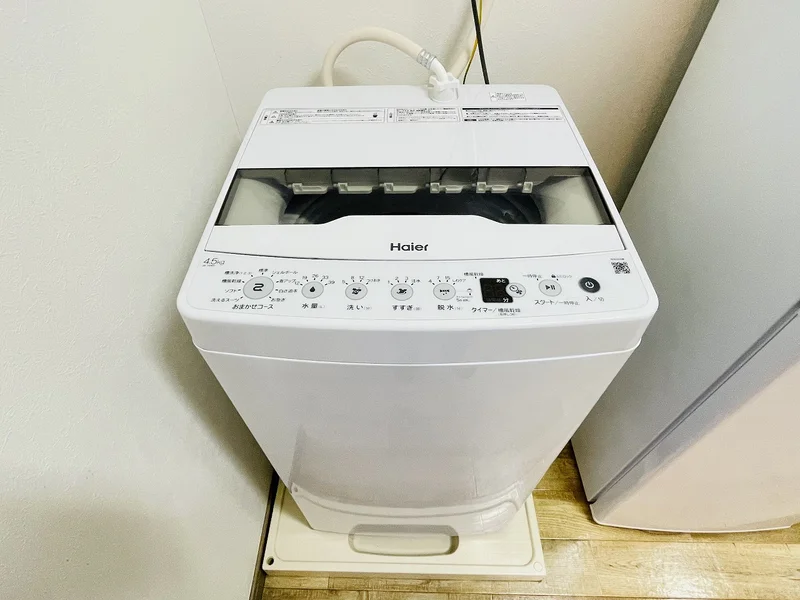 洗濯機は室内に設置しております♪入居後すぐにご利用が可能です(^^♪タオル1式分もご用意しております☆彡