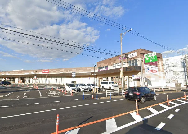 フレスポ三次プラザ　徒歩5分