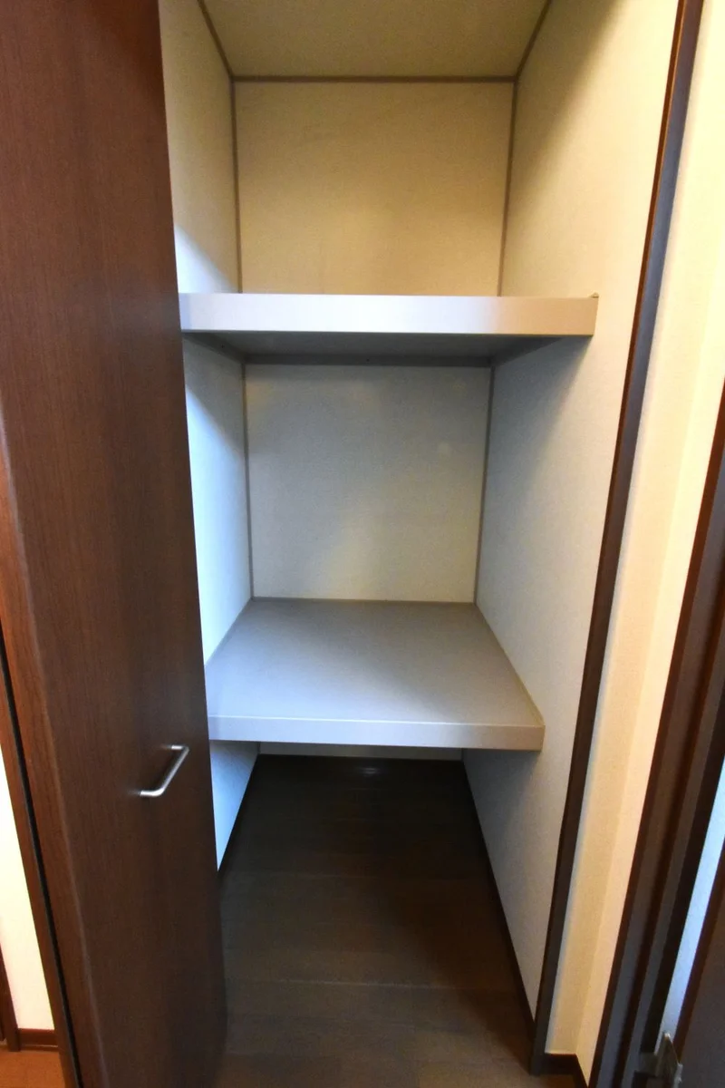 収納設備あり！　長期滞在で荷物が多くなっても安心です♪