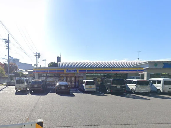 ミニストップ 大池店　車で5分