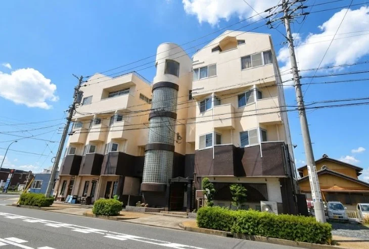 駅近物件！小牧駅から徒歩圏内で　周辺には生活に便利なお店が集まったエリア！