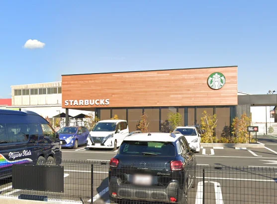 スターバックスコーヒー 豊橋柱店　車で6分