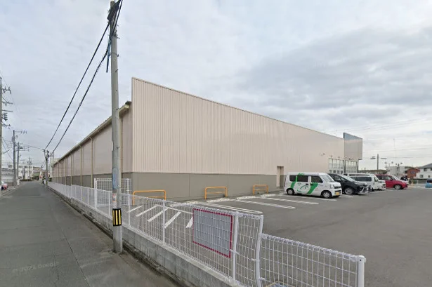 ドラッグストアコスモス 花中町店　車で5分