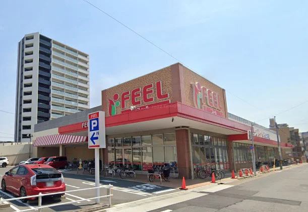 フィール 花の木店　徒歩15分