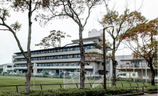 中九州短期大学まで車で6分