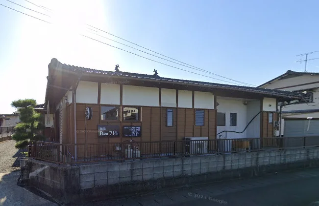 BASE 7141　徒歩8分