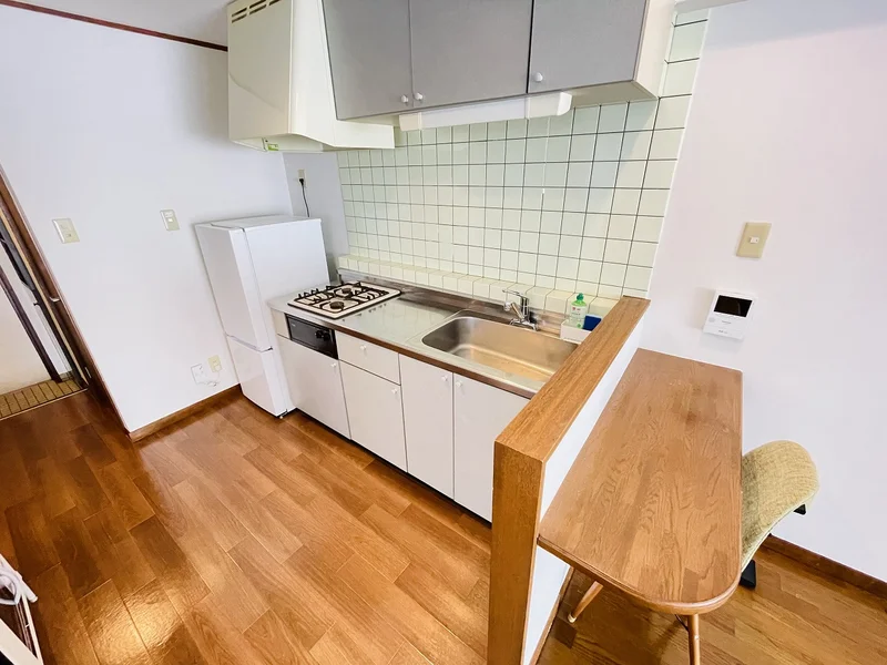 ２口コンロ付♪スーパーで食材を買ってきたらすぐにお料理に取り掛かれます！