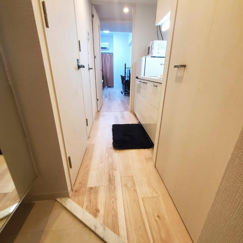 白基調で清潔感のあるお部屋♪