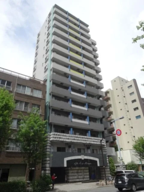 写真はお部屋のイメージです。ラグなどの室内装飾はございません。