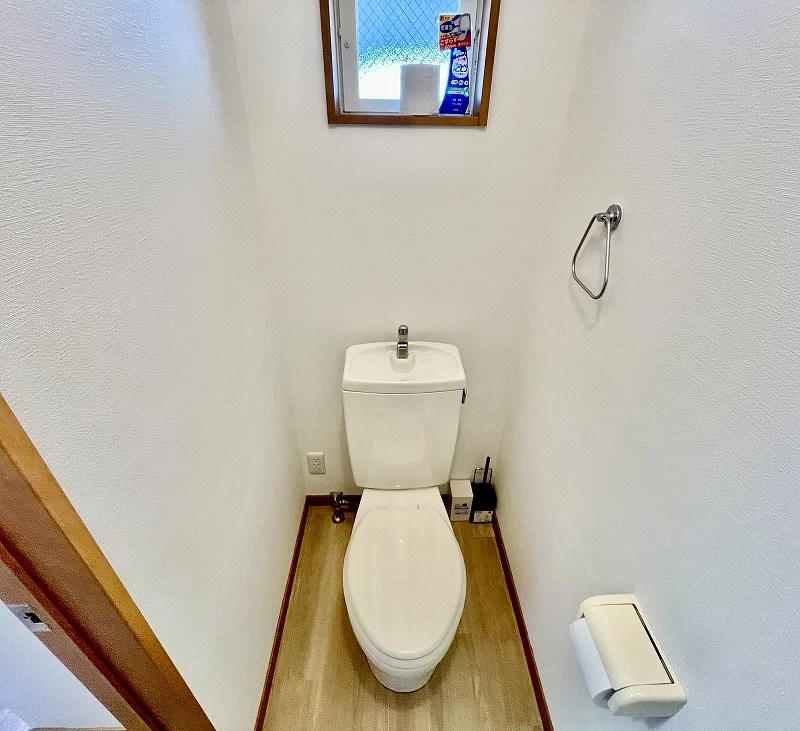 【バストイレ別】ホテルと違い嬉しいセパレート♪鈴鹿市駅前ウィークリーマンションではお客様のご意見をどんどん反映させていきたいと考えてます♪些細な事も是非お申し付けください。