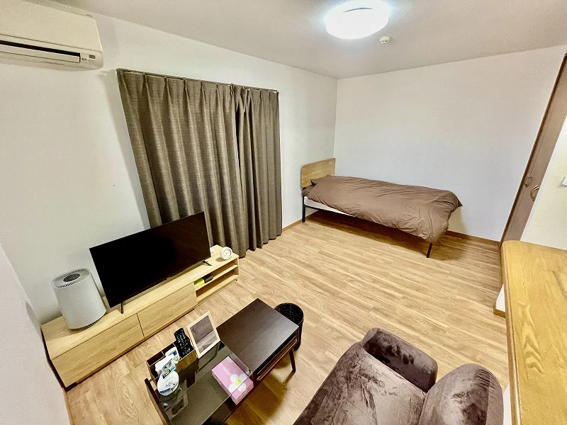 弊社の鈴鹿市駅前ウィークリー、鈴鹿市駅前マンスリーマンションでは、ご利用当日からご不便なくお過ごしいただけますよう、家具家電の他、多種類の備品を完備★