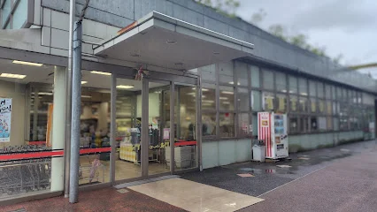 スーパー名門 神戸店まで徒歩4分