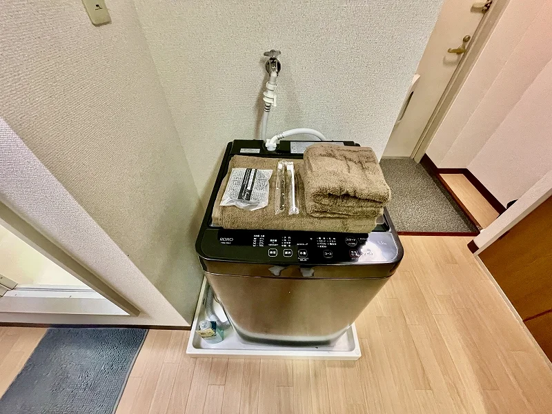 独立洗面台、洗濯機も完備‼タオル、ドライヤー、歯ブラシ、ボディタオルも揃えてるのは三重鈴鹿マンスリーマンションだけ♪