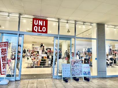 ユニクロ イオンタウン鈴鹿店まで車で12分