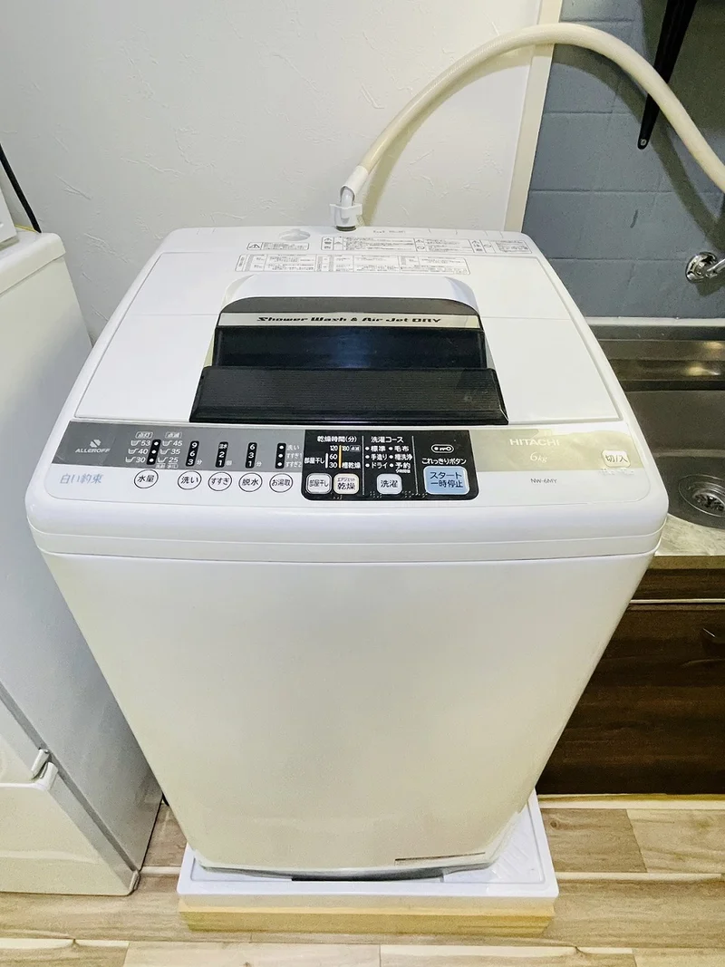 洗濯機は室内に設置しております♪入居後すぐにご利用が可能です(^^♪タオル1式分もご用意しております☆彡