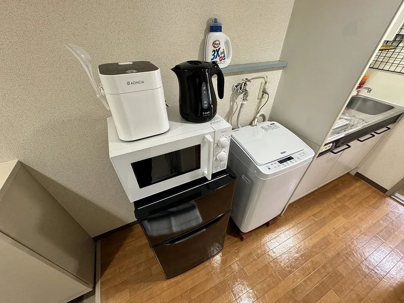 洗濯機ありで　衣類などいつでも洗濯できます！