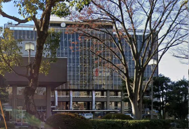 岡山市役所　徒歩１１分