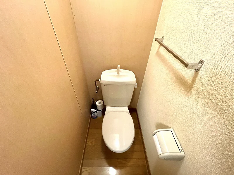 【バストイレ別】ホテルと違い嬉しいセパレート♪高岡ウィークリーマンションではお客様のご意見をどんどん反映させていきたいと考えてます♪些細な事も是非お申し付けください。