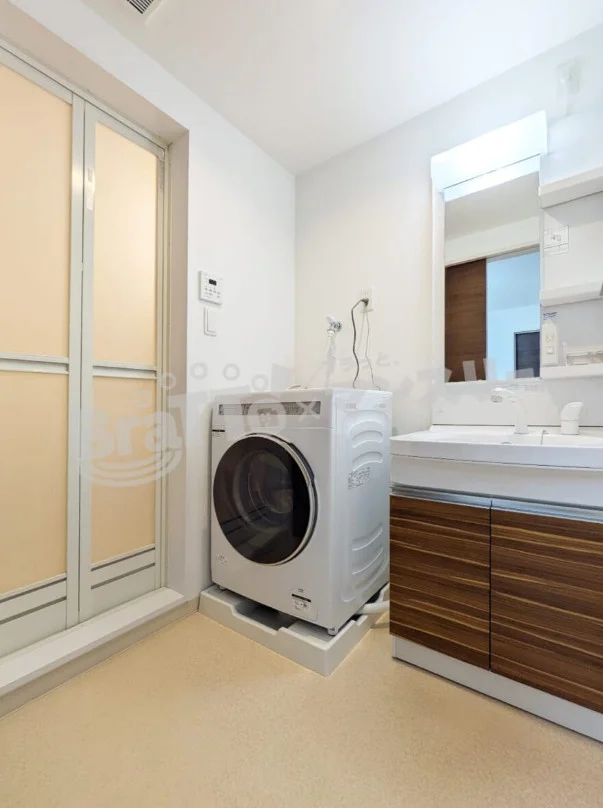 ドラム式洗濯機♪水回りの雰囲気♪