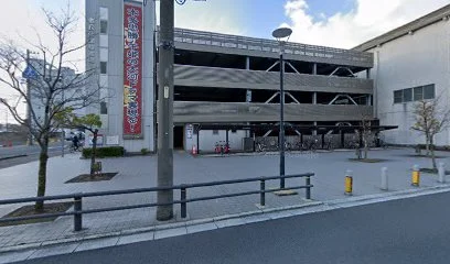 Charichariポート 柿安シティホール（桑名市民会館）まで車で9分