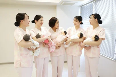 ユマニテク看護助産専門学校まで徒歩11分