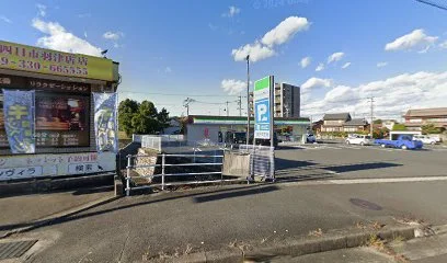 ファミリーマート 四日市別名店まで徒歩9分