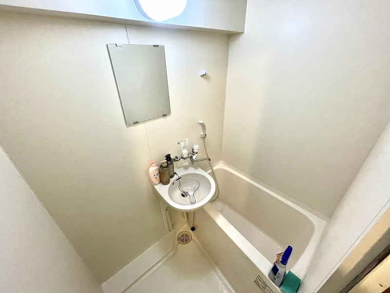 バスルーム画像です♪伊勢駅前(伊勢ひかり病院)ウィークリーマンションでは、お風呂用の桶もあるのでごゆっくりと快適にご利用いただけます★