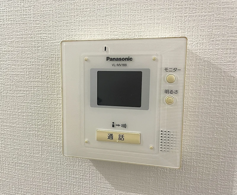 モニターフォン完備なのでお子様や女性のご利用でも安心ですね♪草津駅前(滋賀)ウィークリーマンションの人気物件♪