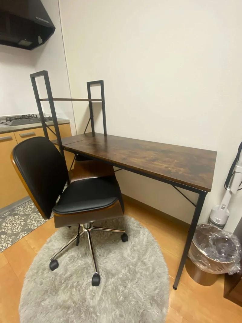 デスク・チェア完備♪