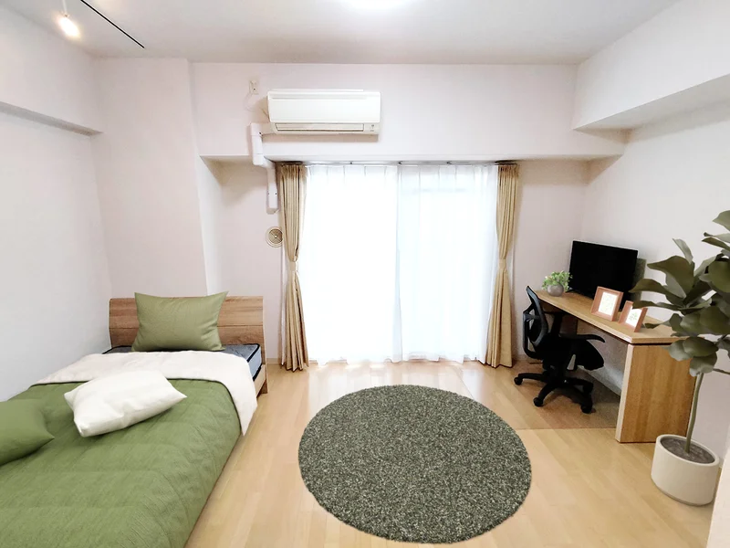 写真はお部屋のイメージです。ラグなどの室内装飾はございません。