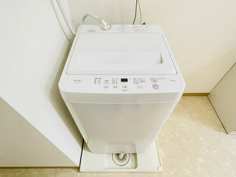 洗濯機は室内に設置しております♪入居後すぐにご利用が可能です(^^♪タオル1式分もご用意しております☆彡