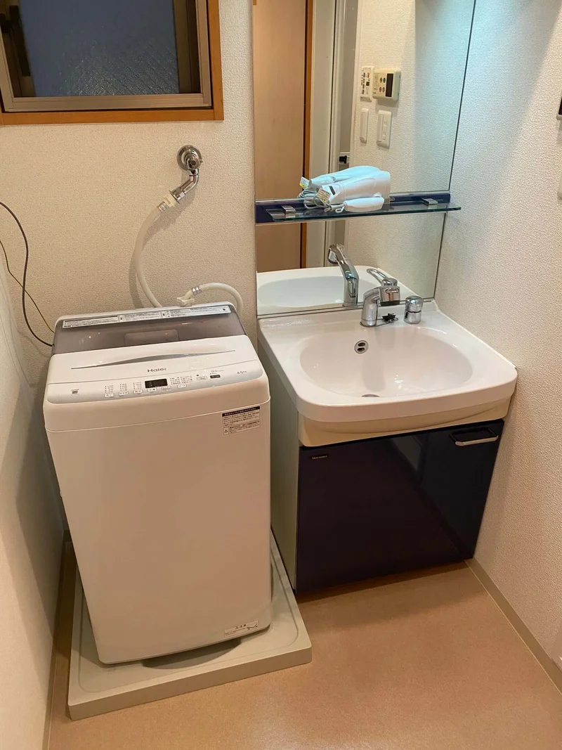 独立洗面台♪洗濯機もとなりに♪