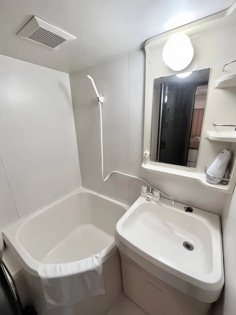 生活感のある白基調の水回り♪