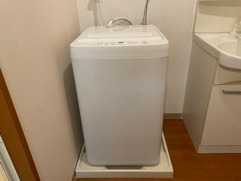 洗濯機は室内に設置しております♪入居後すぐにご利用が可能です(^^♪タオル1式分もご用意しております☆彡