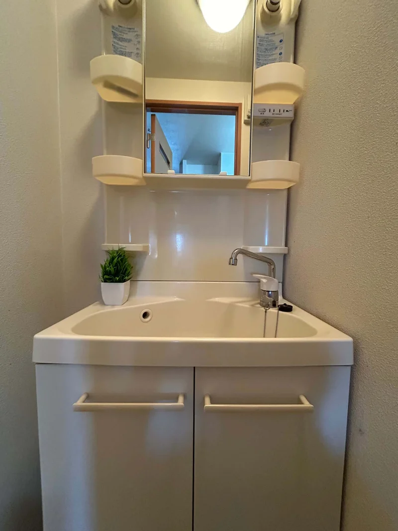 独立洗面台付き♪洗濯機も♪