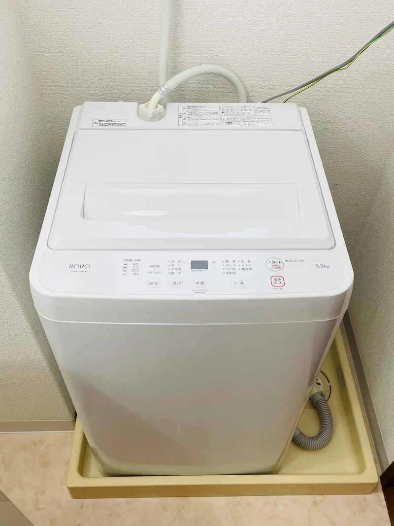 洗濯機は室内に設置しております♪入居後すぐにご利用が可能です(^^♪タオル1式分もご用意しております☆彡