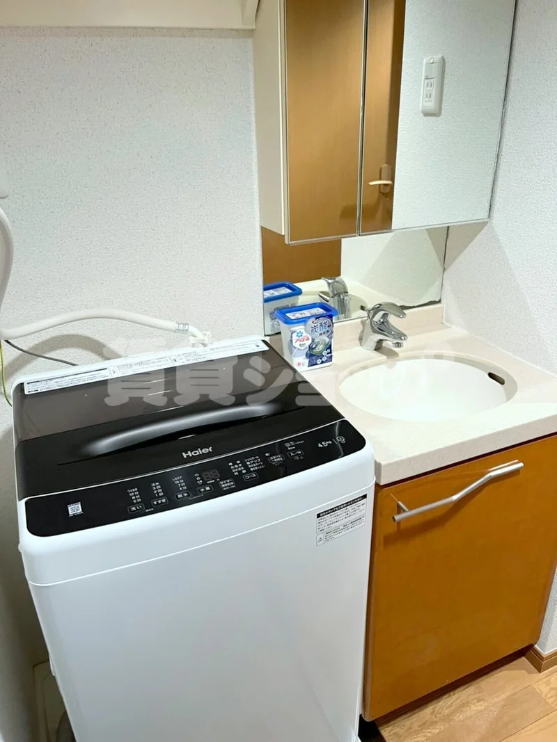 独立洗面台♪洗濯機もとなりに♪