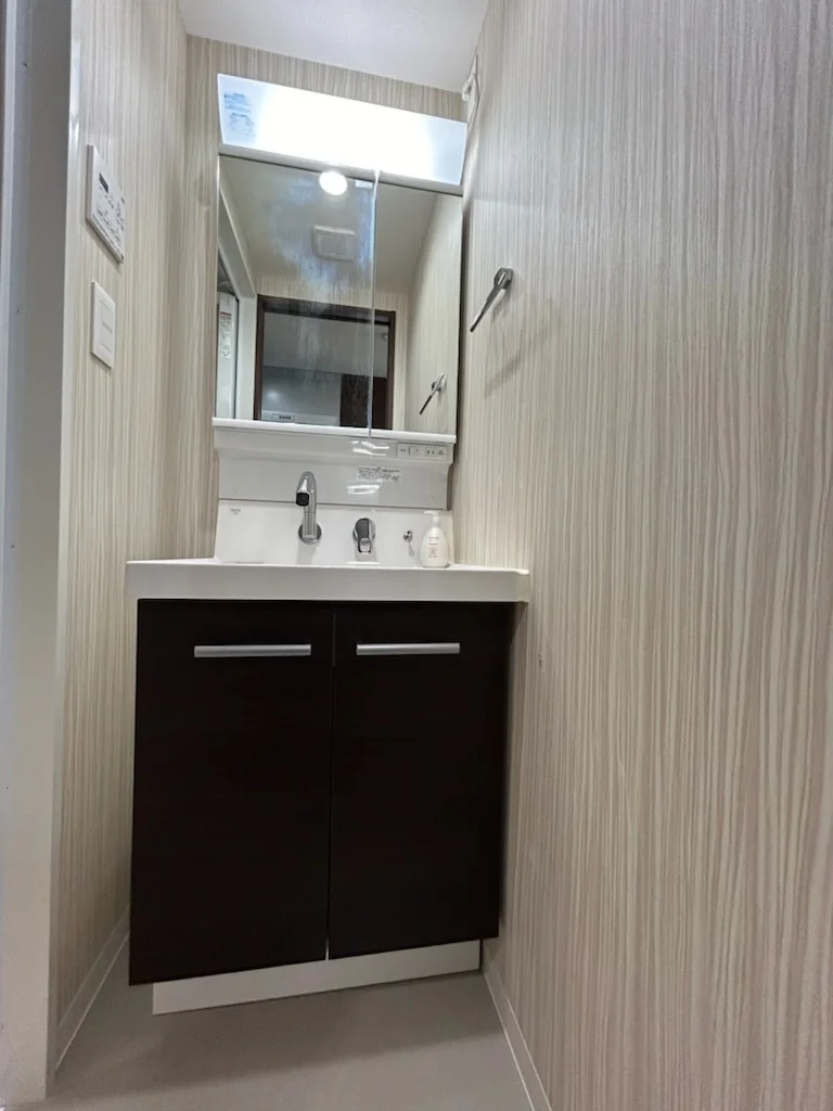 ※炊飯器・鍋フライパン・掃除機・アイロン・空気清浄機・HDD・ブルーレイレコーダーは現在設置しておりません。