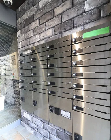 集合ポスト　郵便物の受け取りも可能です。