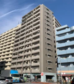 写真はお部屋のイメージです。ラグなどの室内装飾はございません。