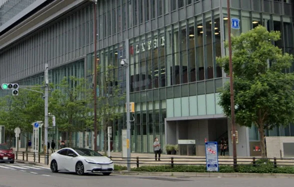 KITTE 名古屋まで徒歩８分、550ｍ